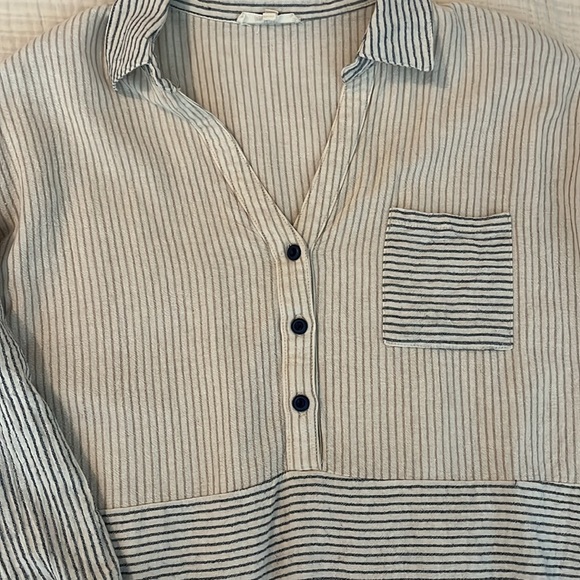 Tunic - Picture 2 of 2